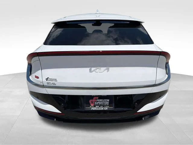 New 2026 Glacial White Pearl Kia WIND image 6