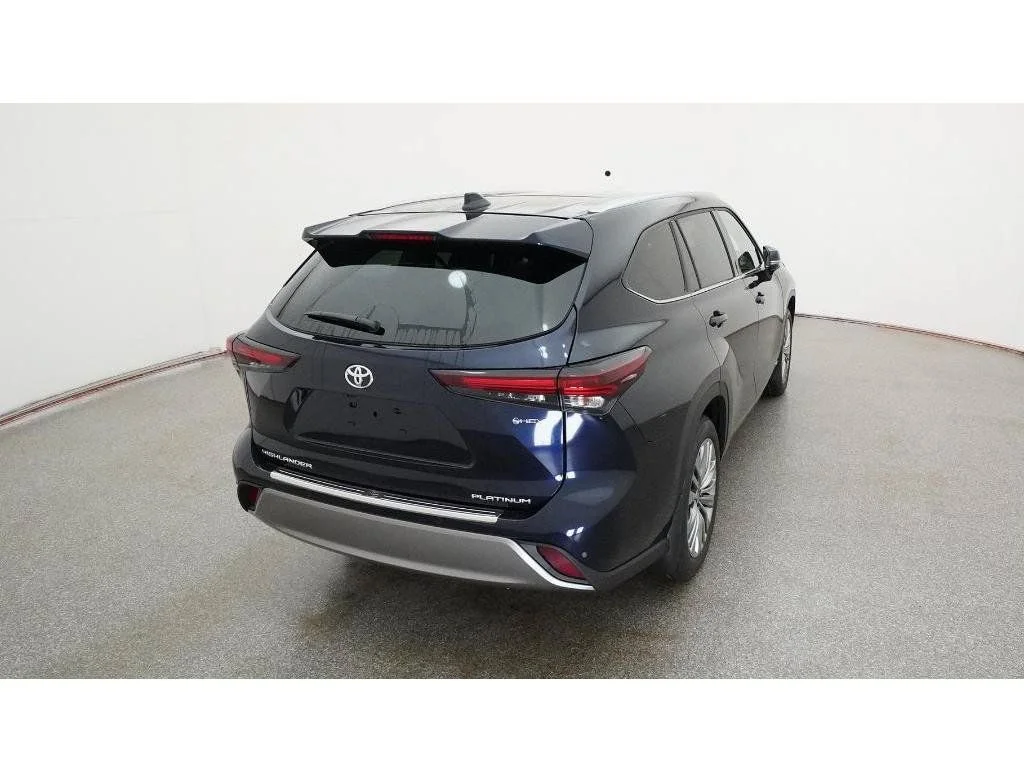 New 2026  Toyota Platinum image 10