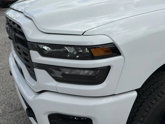 New 2026 Bright White Clear-Coat Exterior Paint RAM Tradesman image 8
