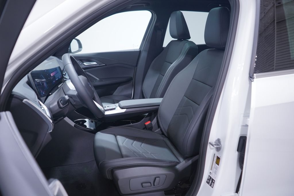 Used 2026 Alpine White BMW xDrive28i image 6