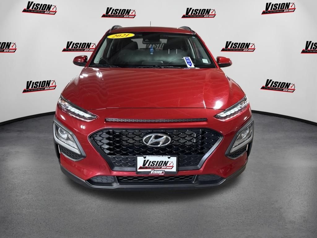 Used 2021 Red Hyundai SEL image 2