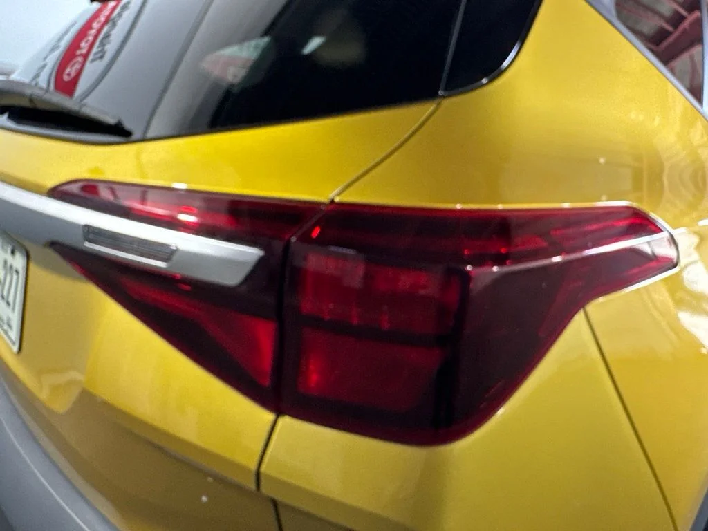 Used 2022 Yellow Kia LX image 18