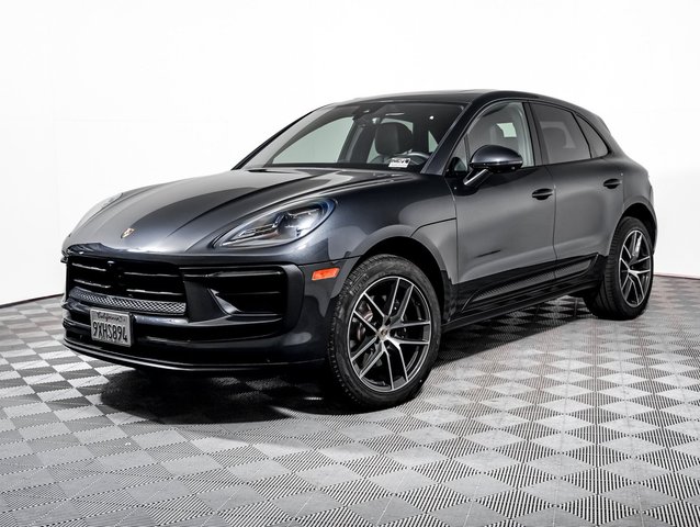 2026 Porsche Macan 