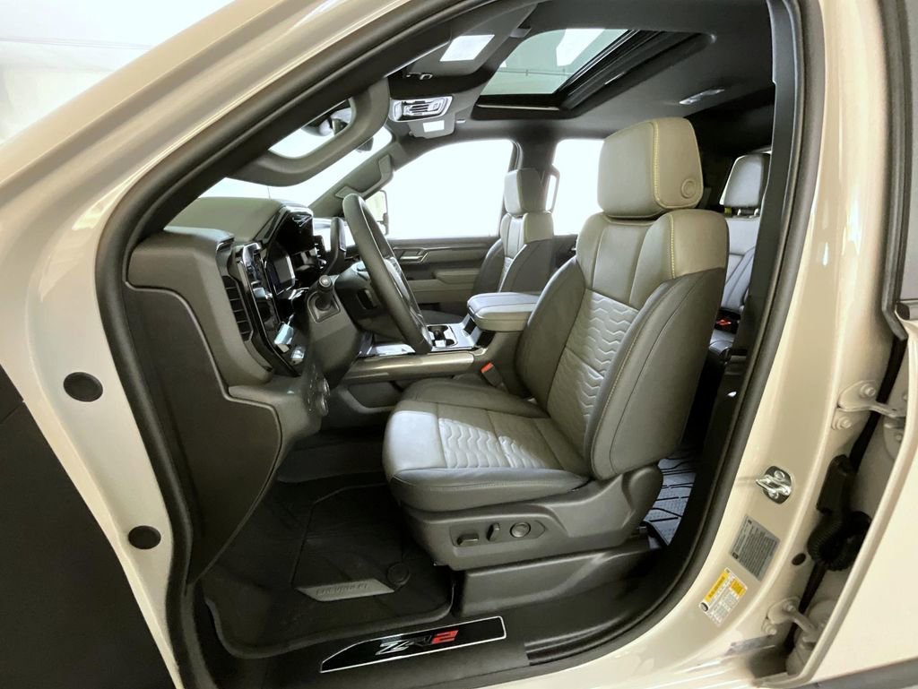 New 2026 White Sands Chevrolet ZR2 image 10
