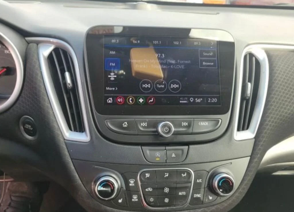 Used 2023 White Chevrolet LT image 8