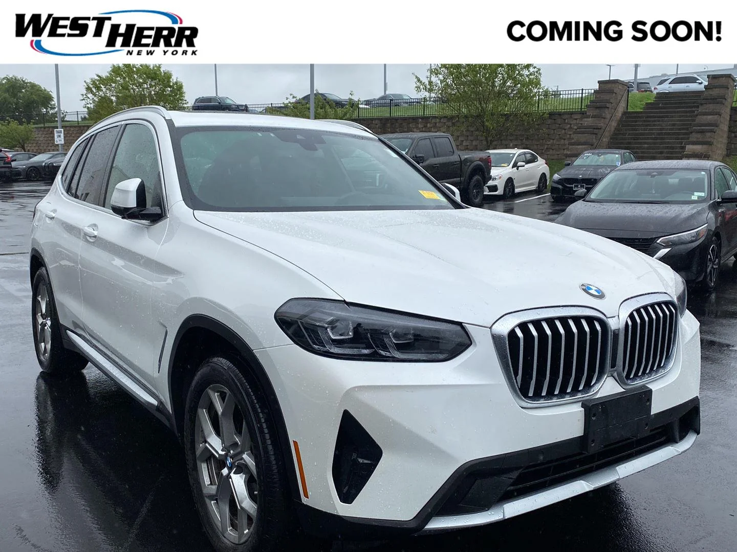 Used 2022 Mineral White Metallic BMW xDrive30i image 1