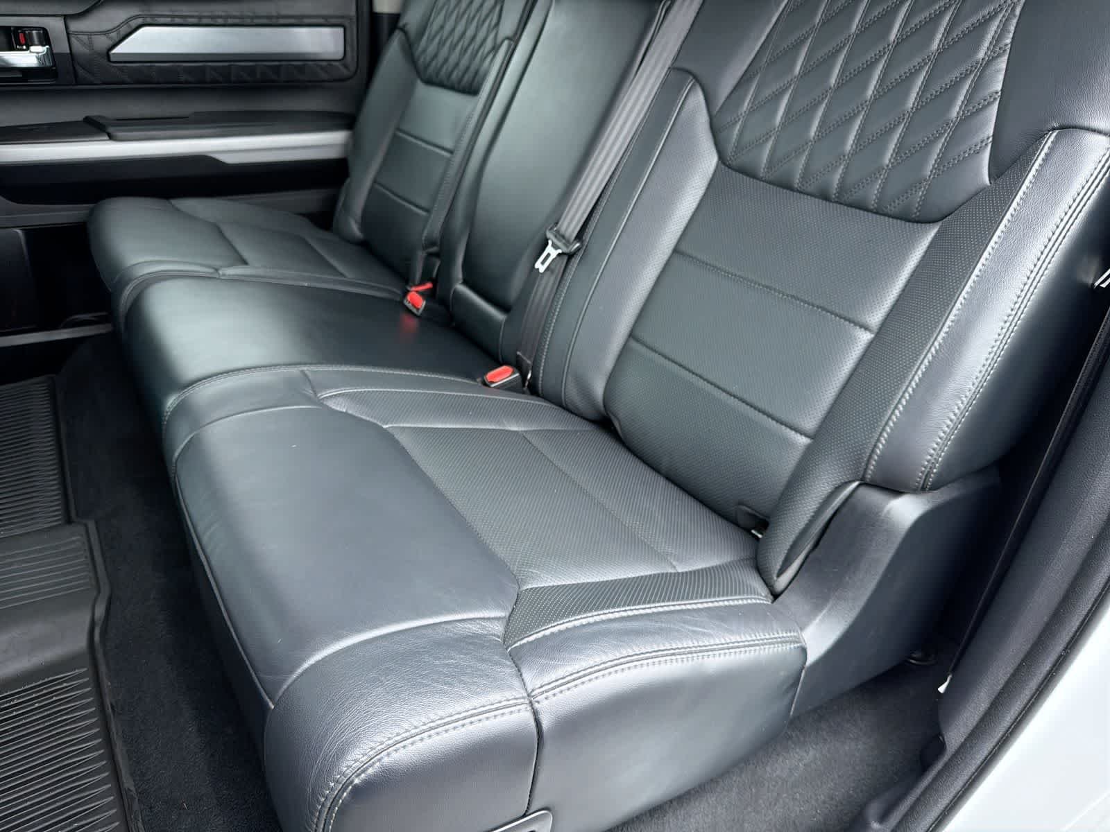 Used 2021 Wind Chill Pearl Toyota Platinum image 21