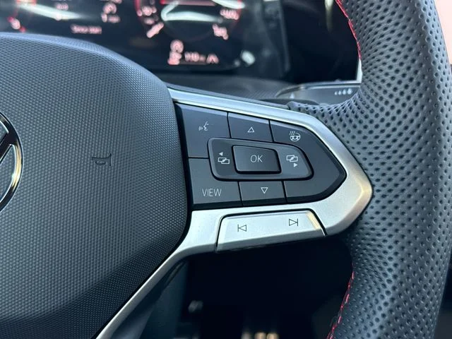 New 2026 Moonstone Gray Volkswagen 2.0T SE image 36