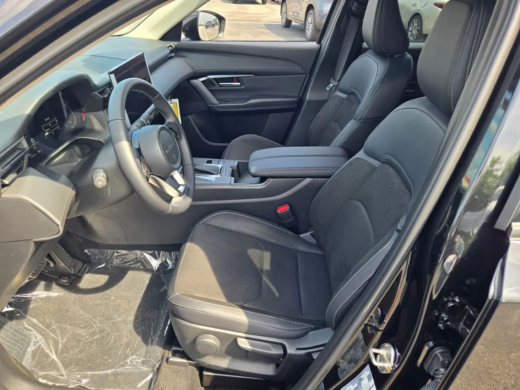 New 2026 Black Mazda 2.5 S Select image 18