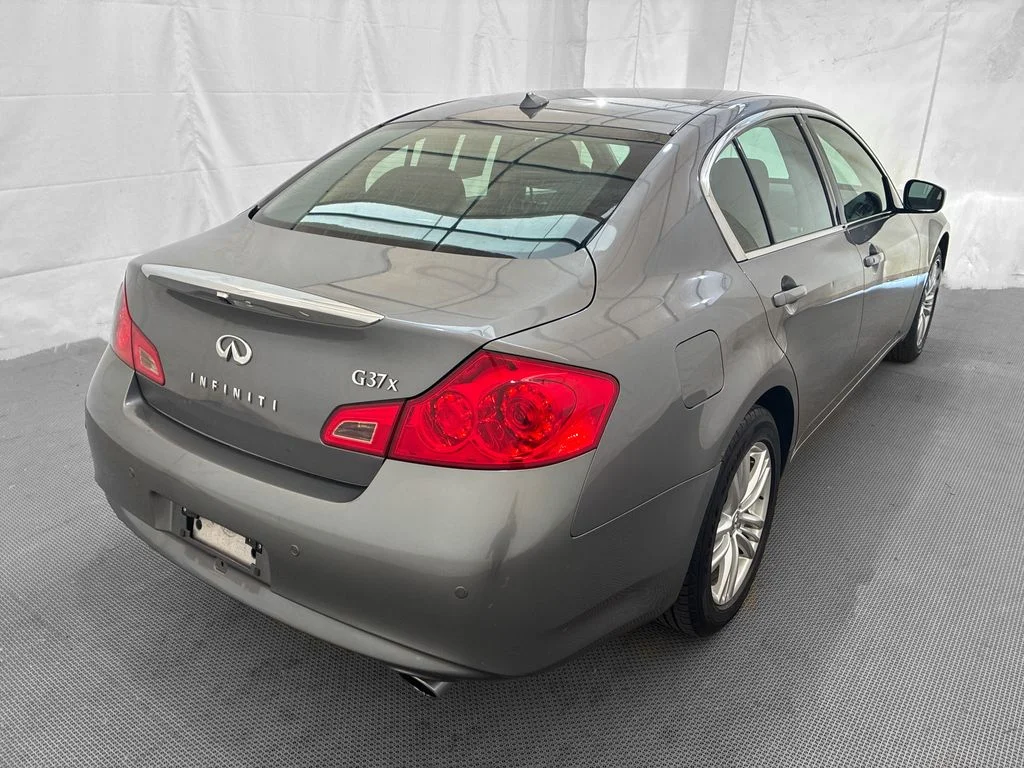 2011 INFINITI G Sedan - Photo 6