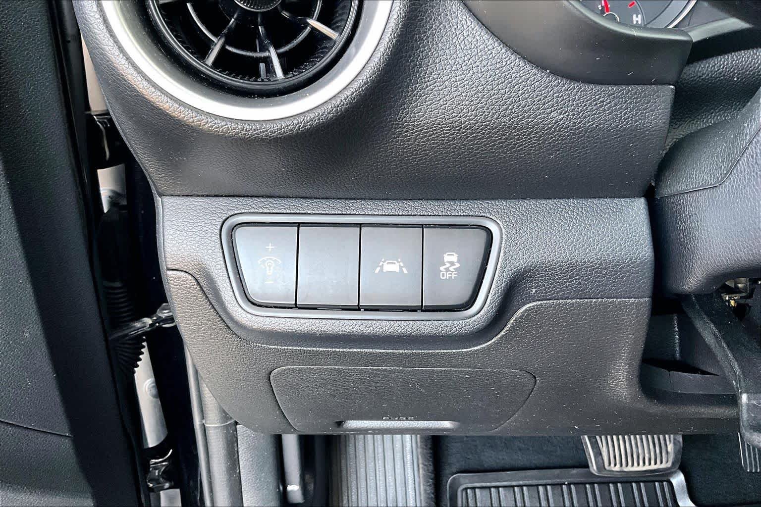 Used 2021 Aurora Black Kia LXS image 32