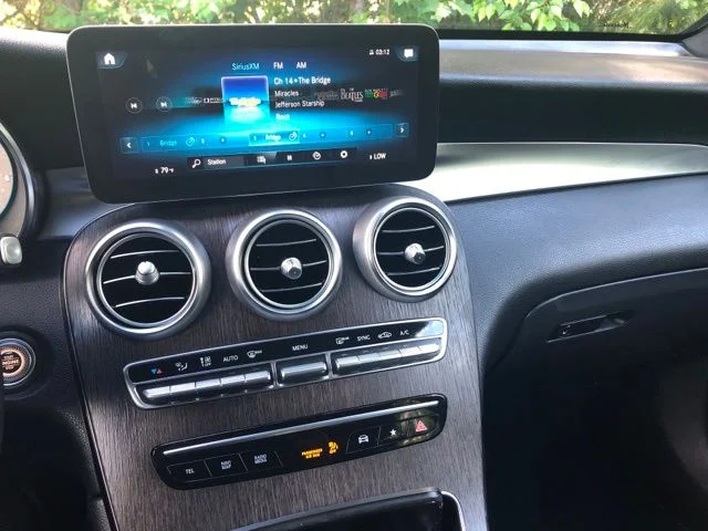 Used 2022 Polar White Mercedes-Benz GLC 300 image 29
