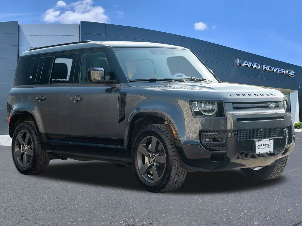 Certified Used 2024 Gray Land Rover X-Dynamic SE image 3