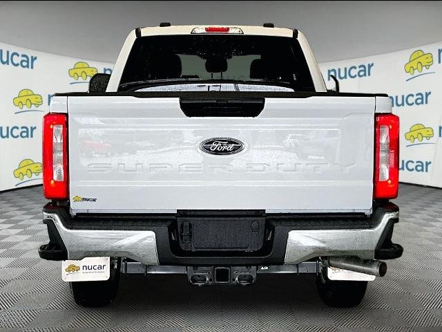 New 2026 Oxford White Ford XLT image 23