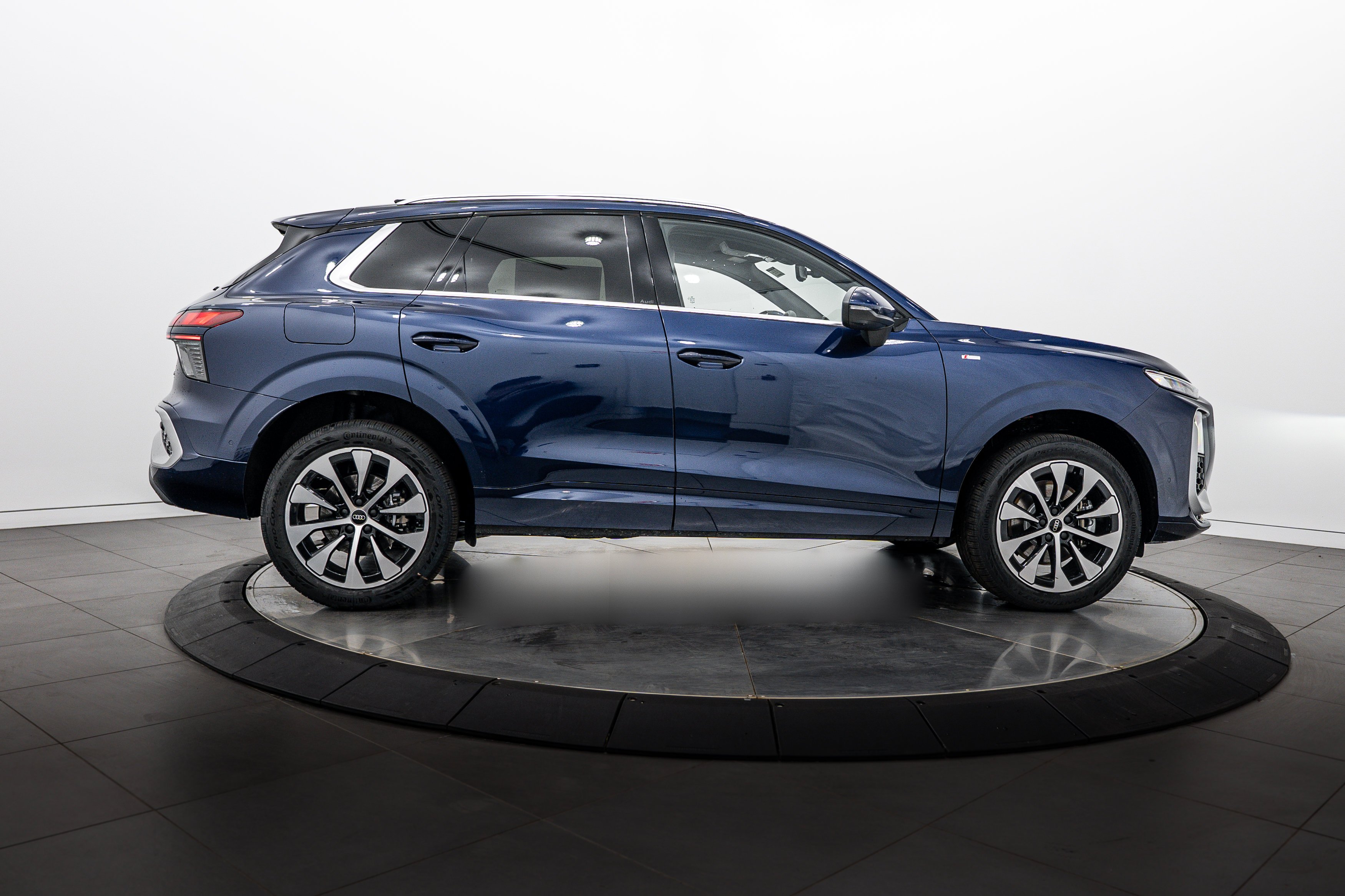 New 2026 Blue Audi S line image 3