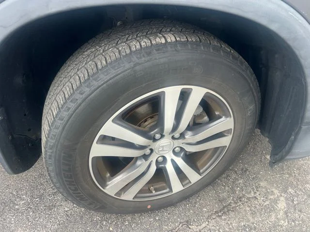 Used 2016 Gray Honda EX-L image 5