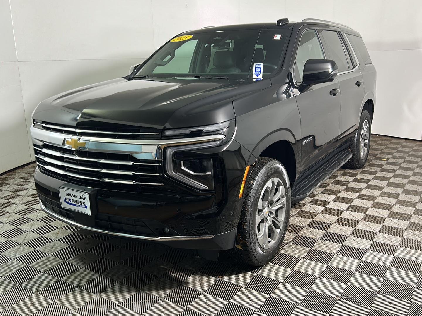 Used 2025 Black Chevrolet LT image 12
