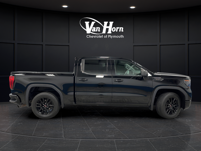 Used 2022 Onyx Black GMC Elevation image 2