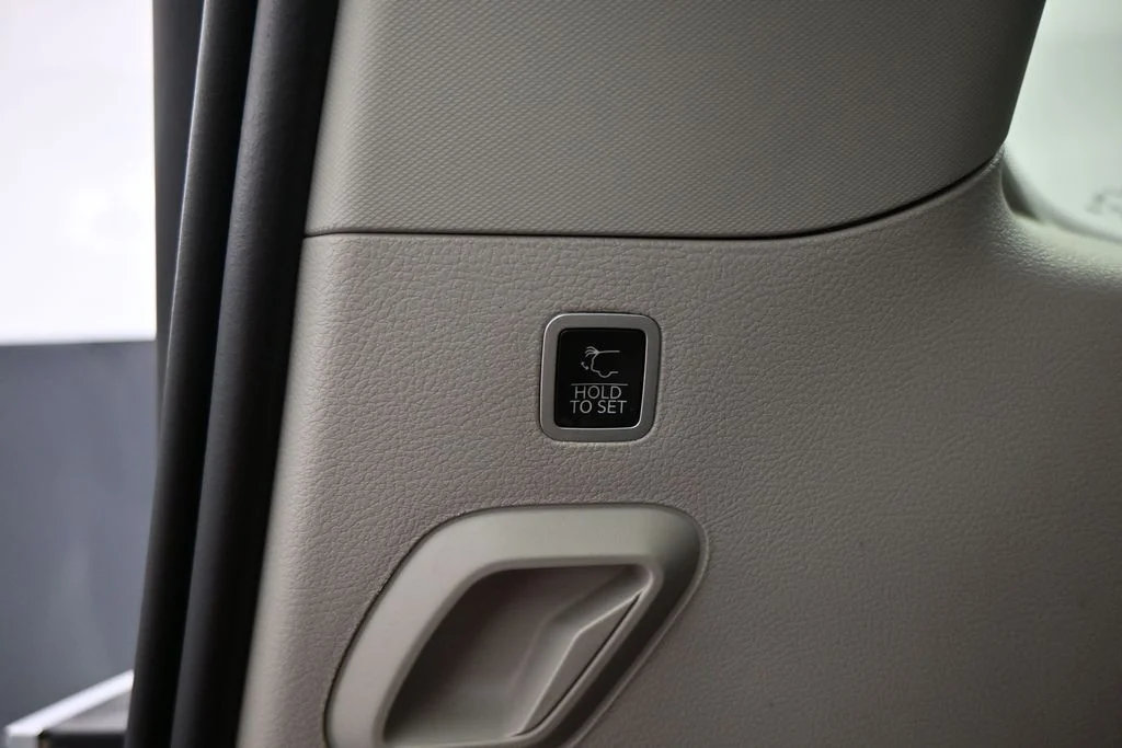 Used 2023 Red Jeep Series II image 28
