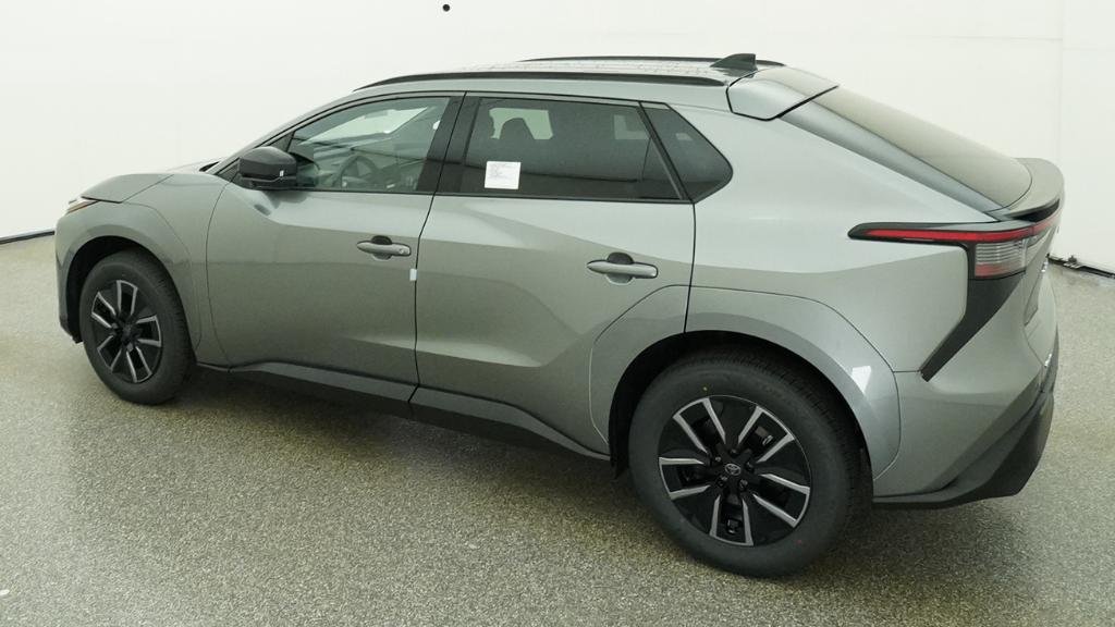 New 2026  Toyota XLE Plus image 18
