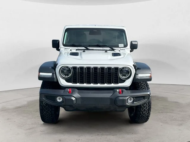 Used 2026 Bright White Clearcoat Jeep Rubicon image 2
