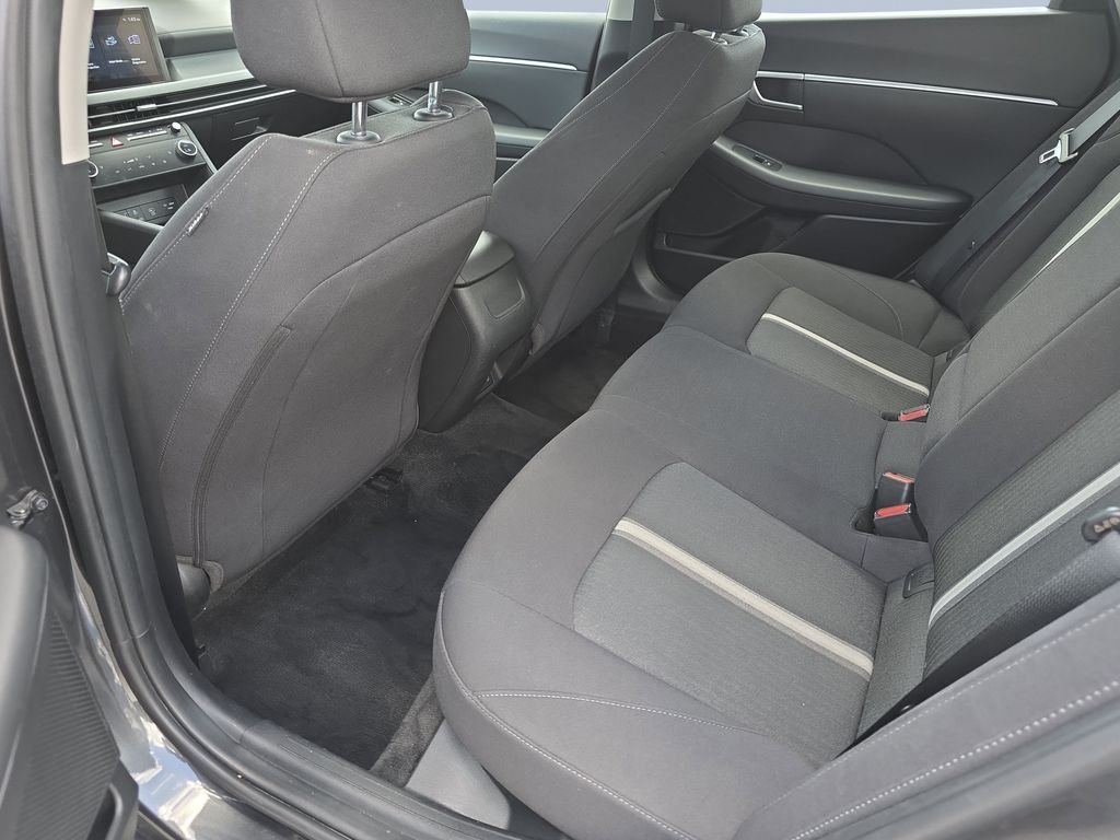 Used 2025 Portofino Gray Hyundai SEL image 29