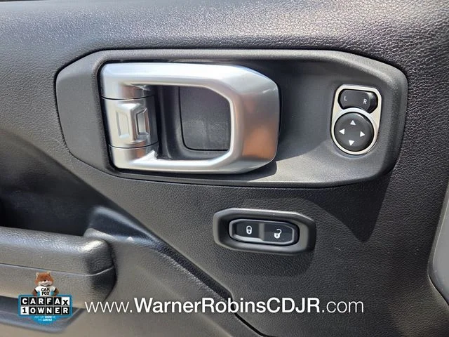 Used 2023 Gray Jeep Mojave image 31