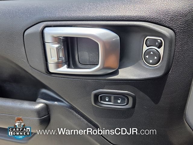 Used 2023 Gray Jeep Mojave image 31