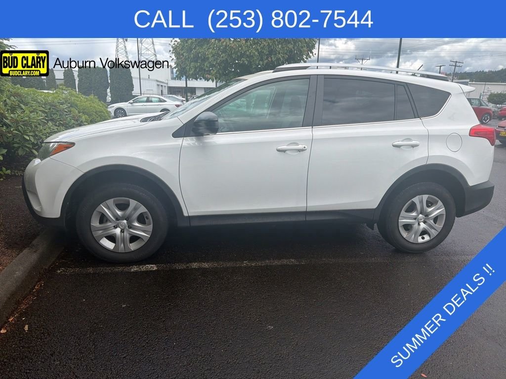 Used 2015 White Toyota LE image 8