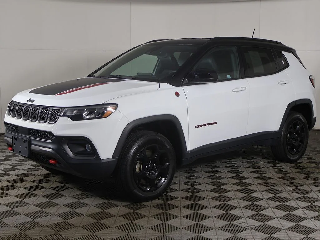 Used 2023 White Jeep Trailhawk image 6
