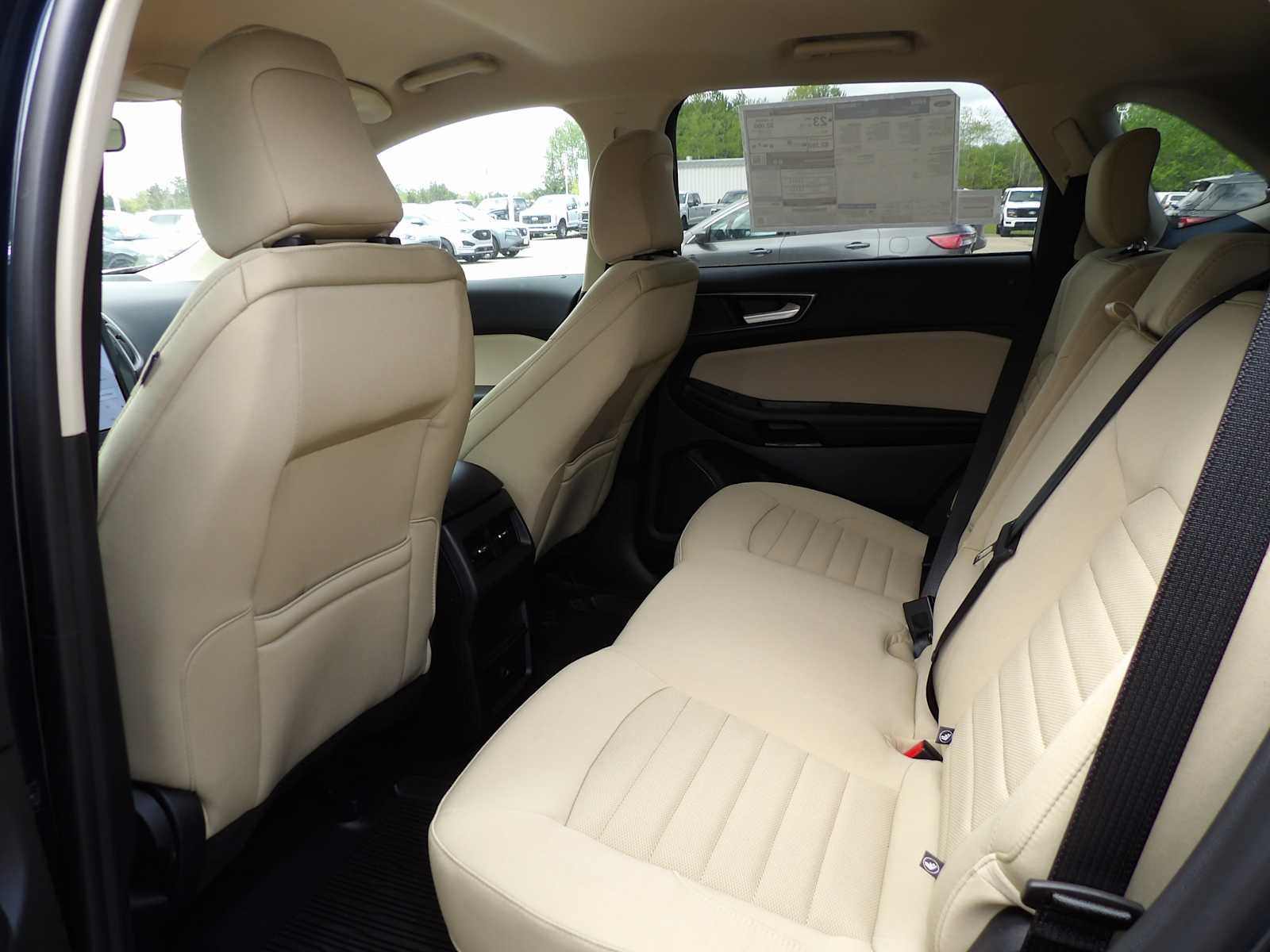 New 2024 Stone Blue Metallic Ford SE image 12
