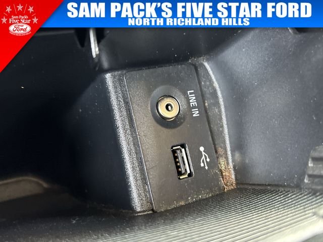 Used 2015 Gray Ford SE image 29