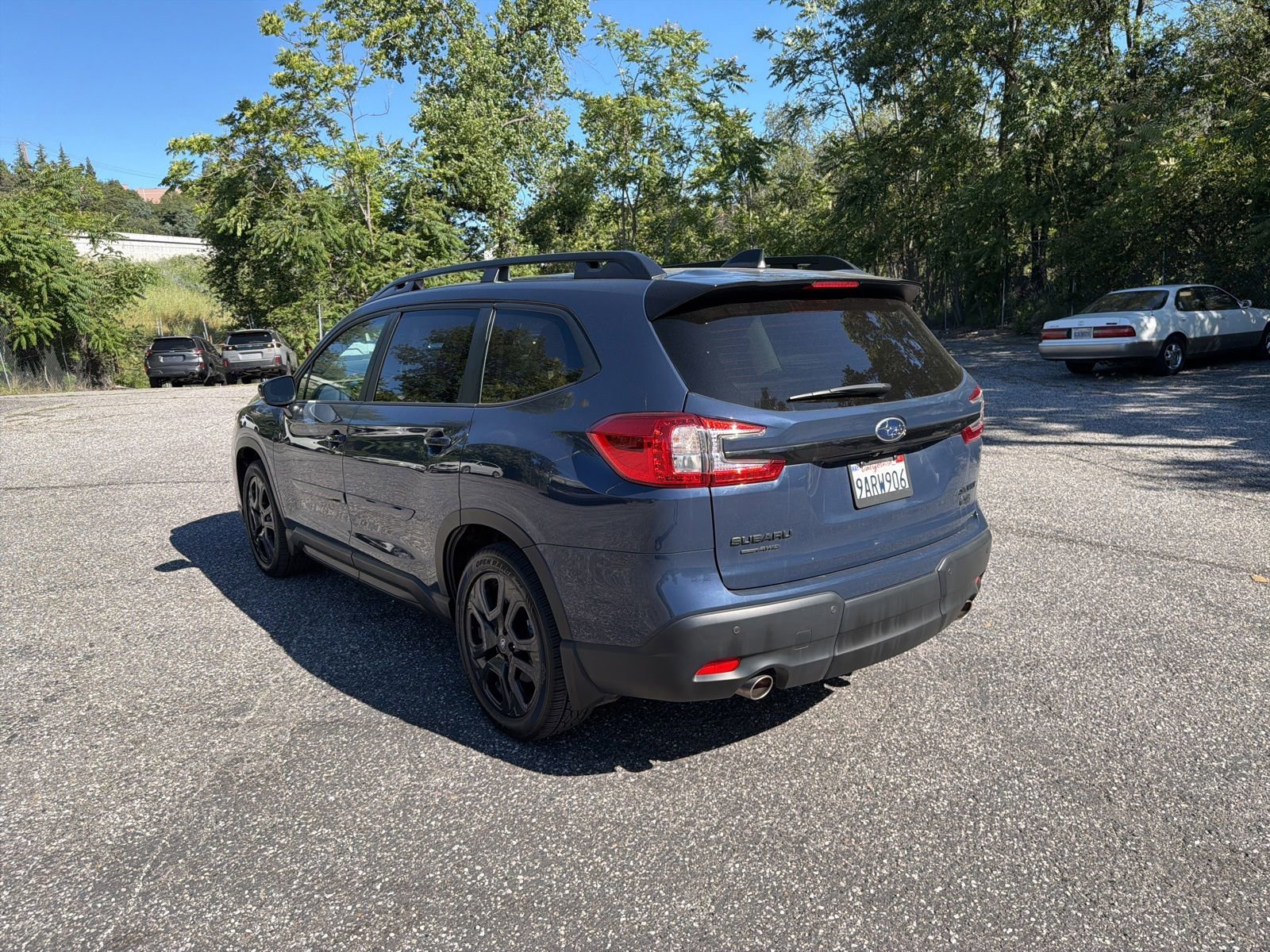 Used 2024 Blue Subaru Onyx Edition Limited 7-Passenger image 4