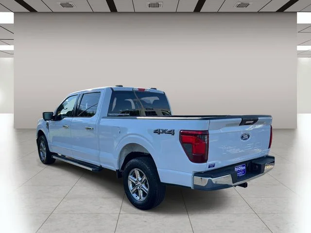 Used 2024 White Ford XLT image 6