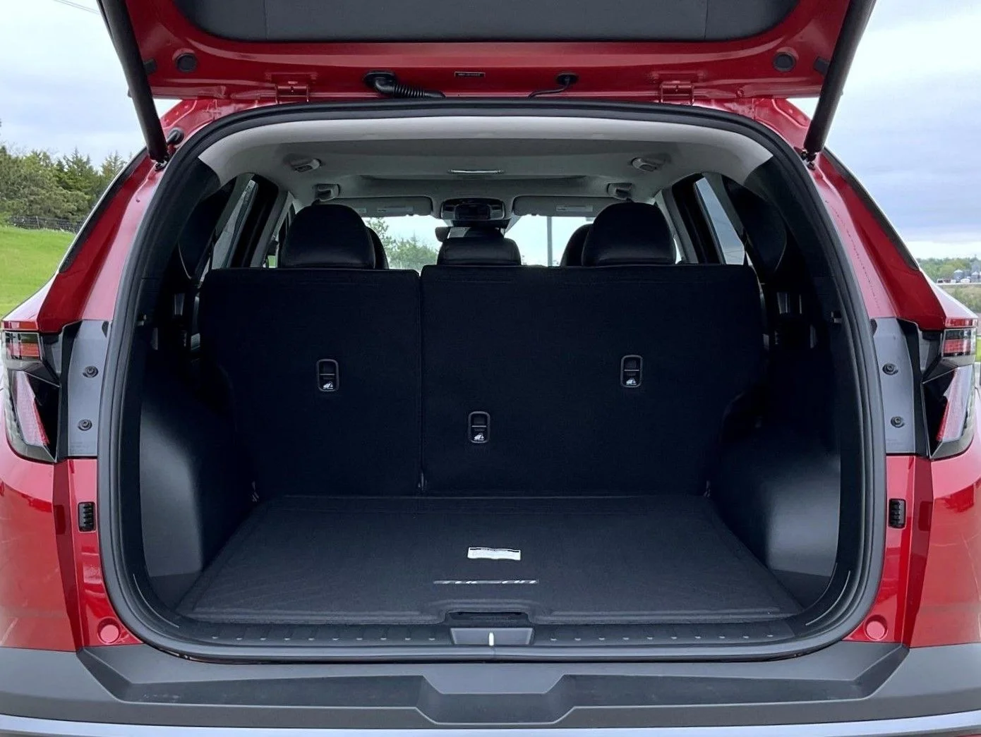 New 2026 Red Hyundai SEL Premium image 22