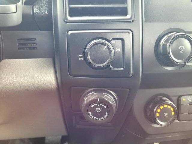 Used 2020 White Ford XL image 17