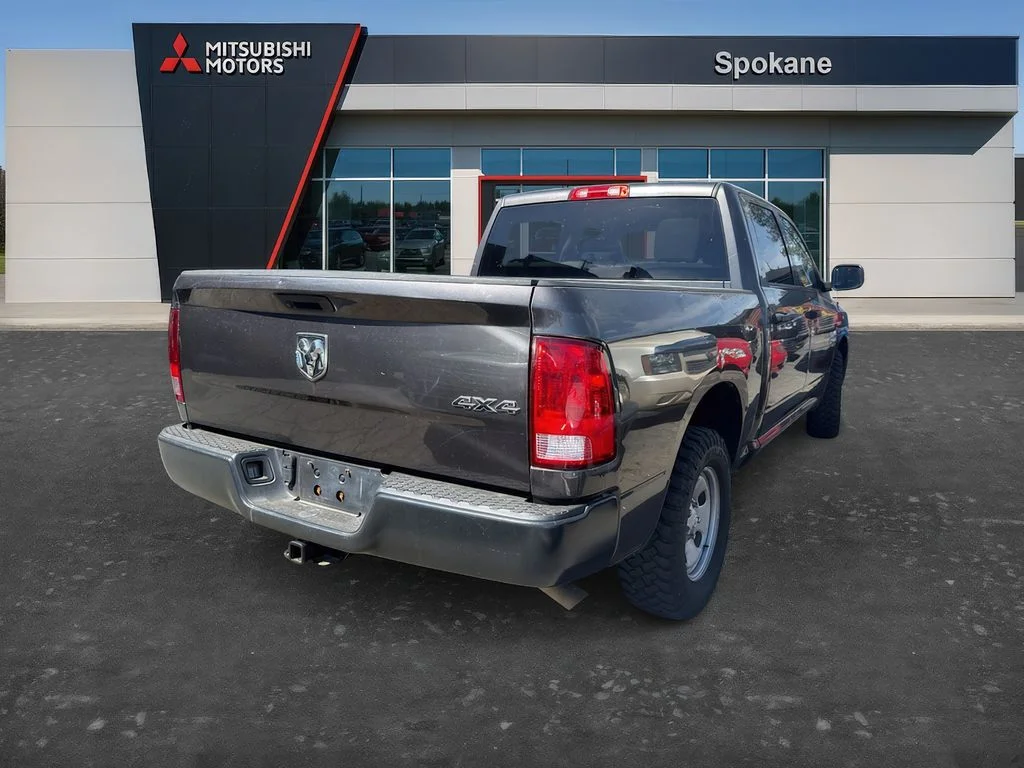 Used 2020 Granite Crystal Metallic Clearcoat Ram Tradesman image 4