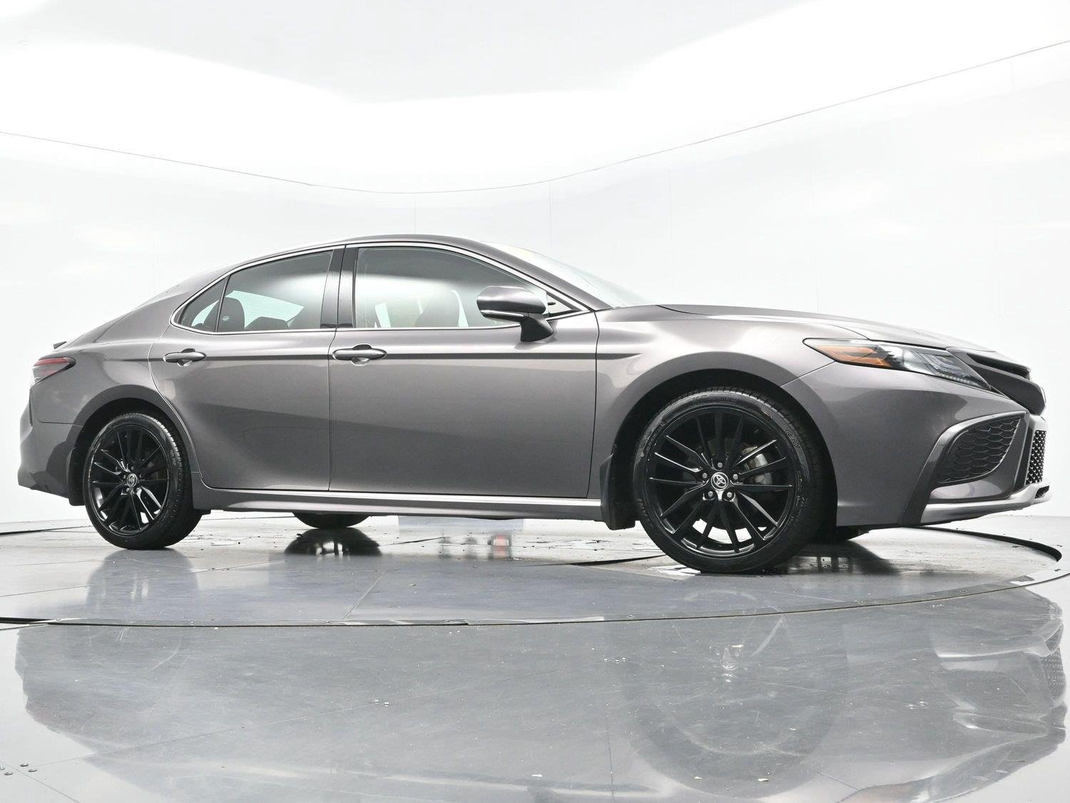 Used 2022 Predawn Gray Mica Toyota XSE image 46