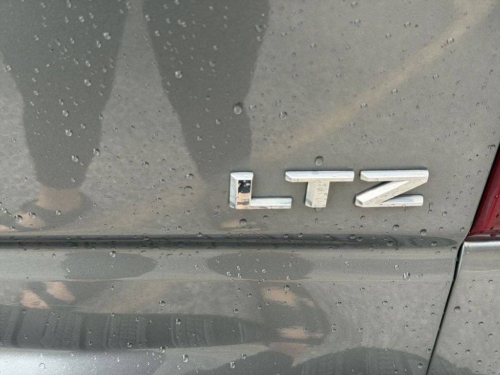 Used 2021 Gray Chevrolet LTZ image 33