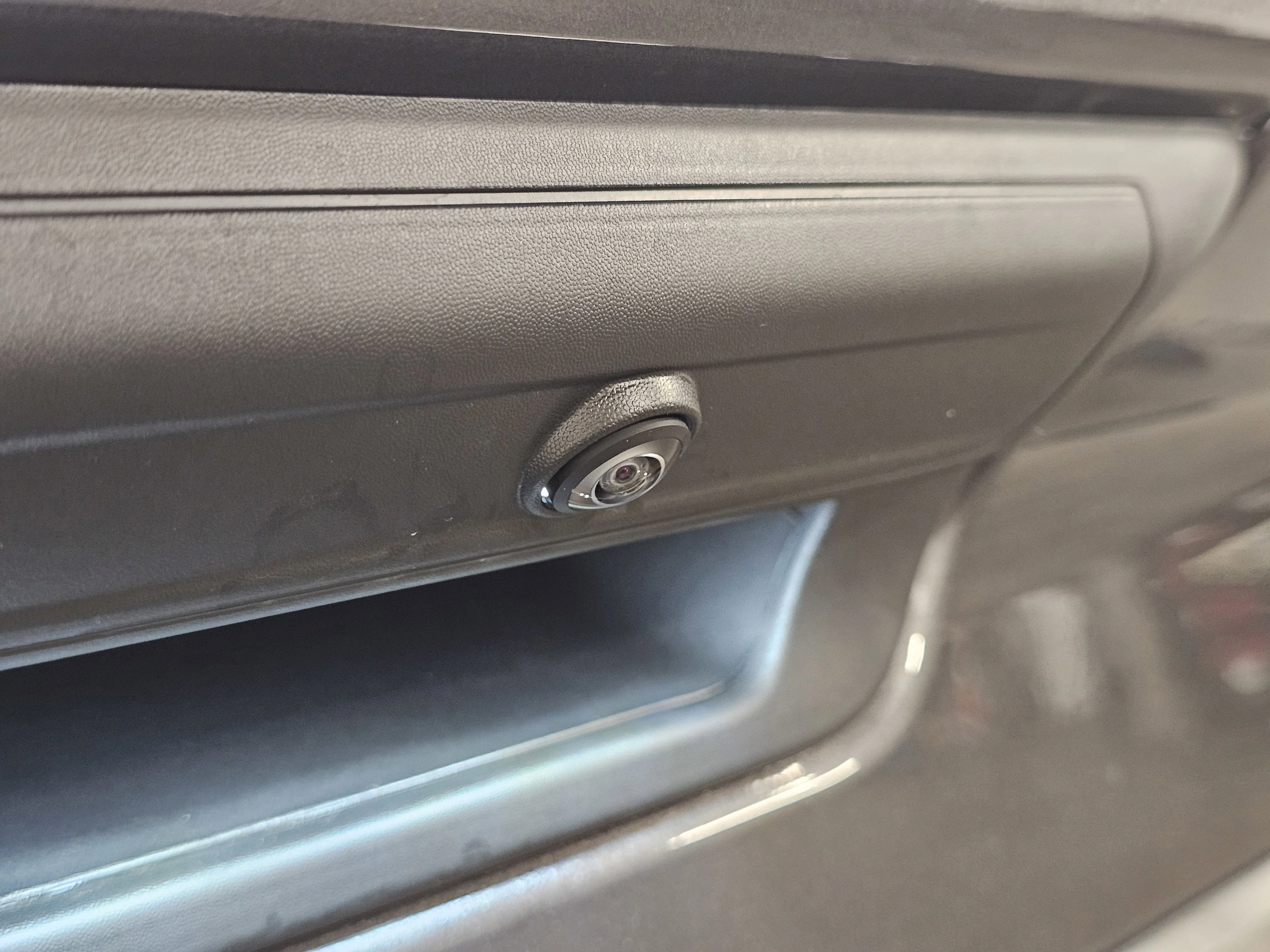 New 2026 Granite Crystal Metallic Clearcoat RAM Tradesman image 12