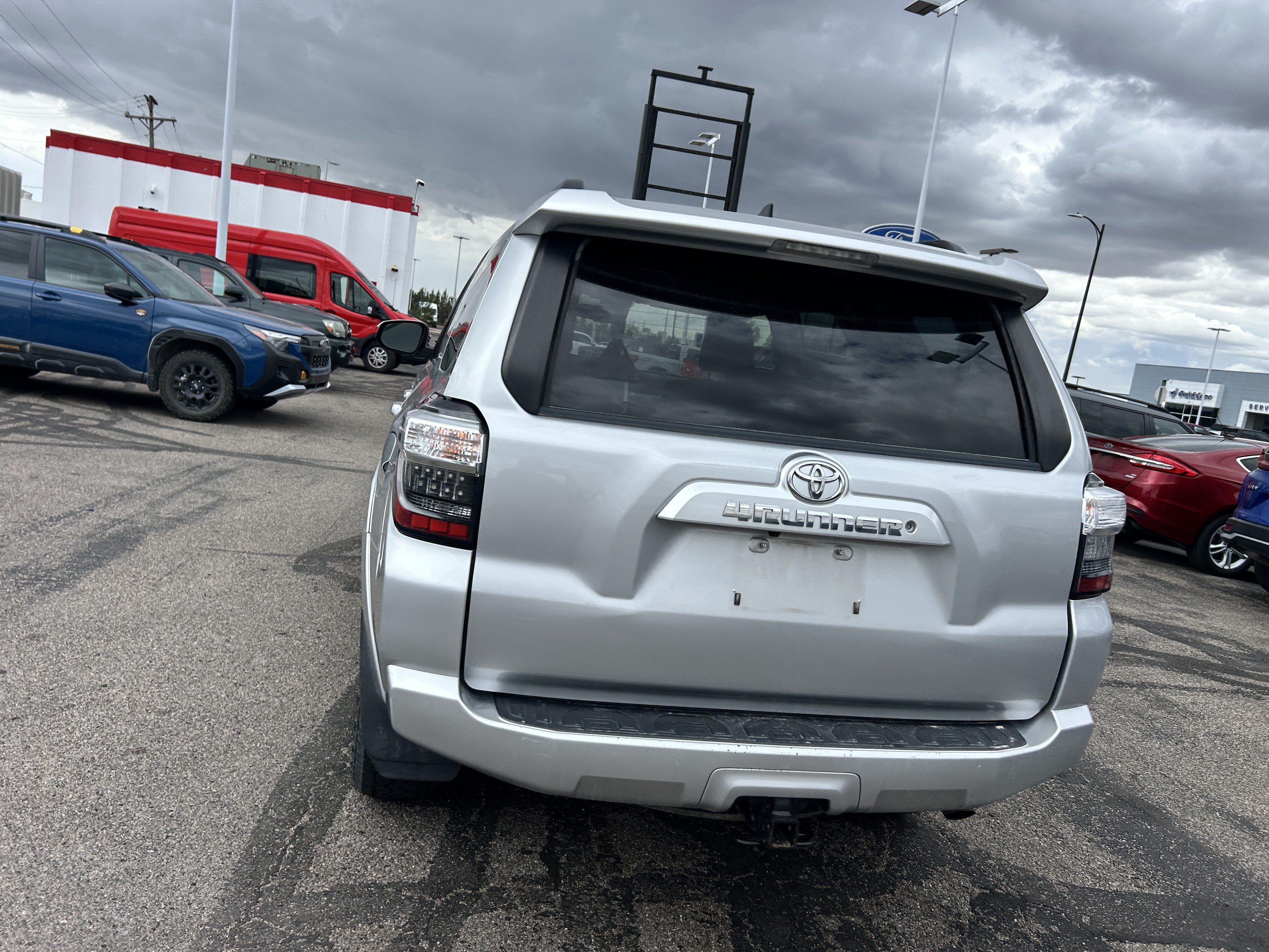Used 2021 Classic Silver Metallic Toyota SR5 image 4