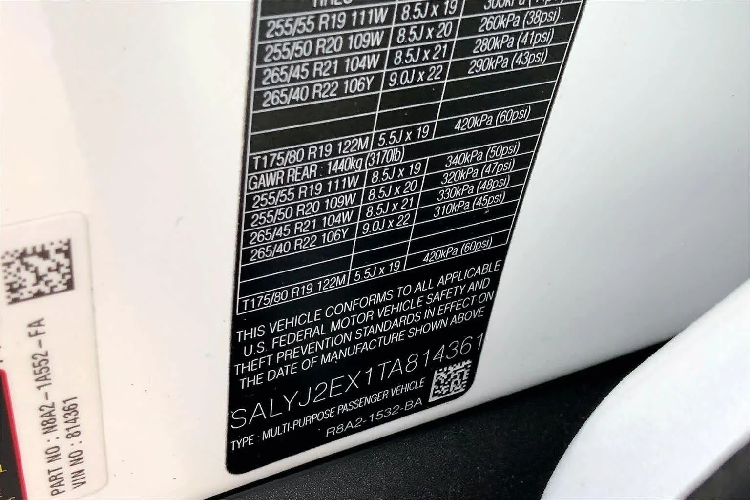 Used 2026 Fuji White Land Rover S image 31