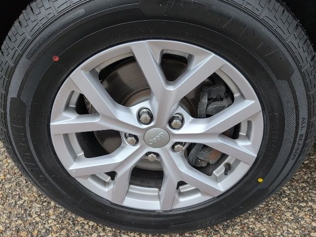 Used 2021 Red Jeep Limited image 24