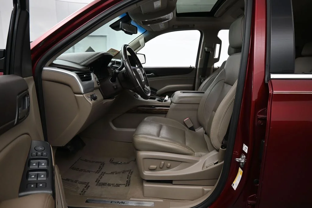 Used 2019 Crimson Red Tintcoat GMC SLT image 11