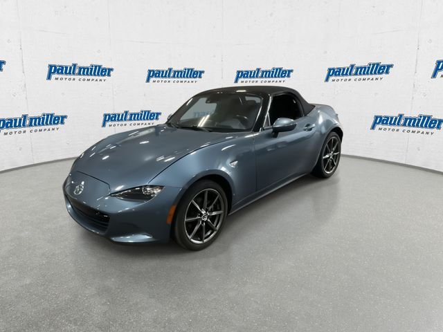 Used 2016 Blue Mazda Grand Touring image 5