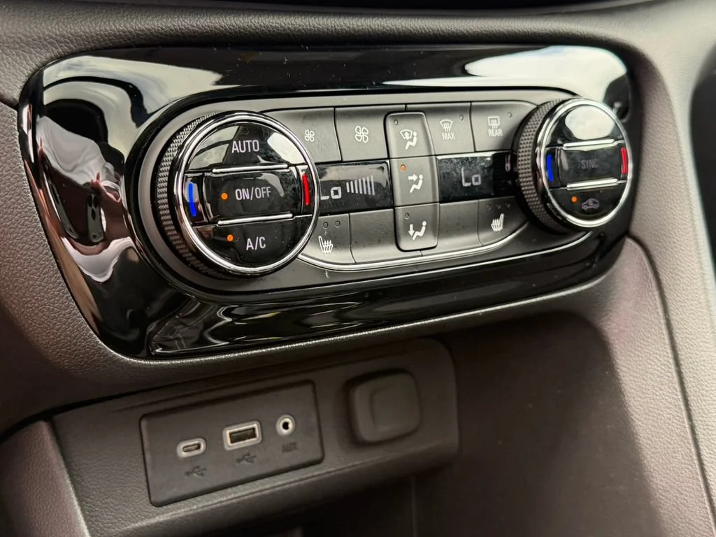 2023 Buick Encore GX Essence - Photo 38