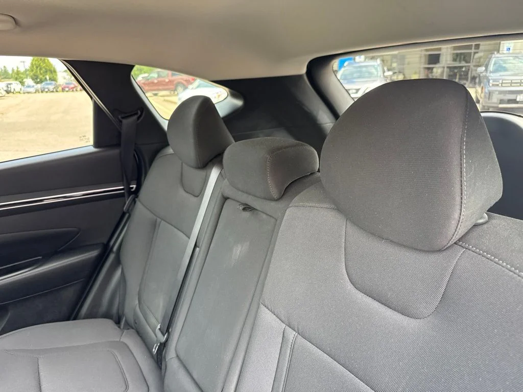Used 2022 Quartz White Hyundai SEL image 25