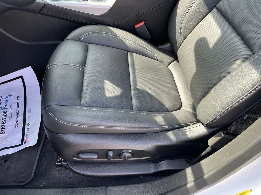Used 2024 White Chevrolet LT image 12