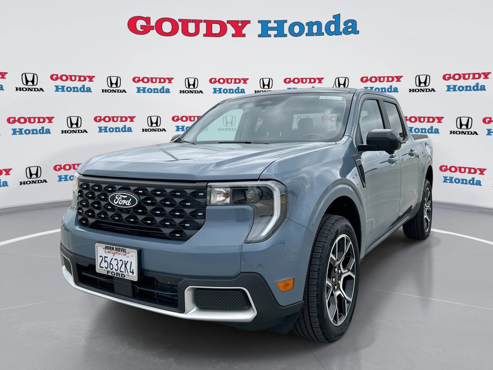 2025 Ford Maverick Lariat AWD's photo