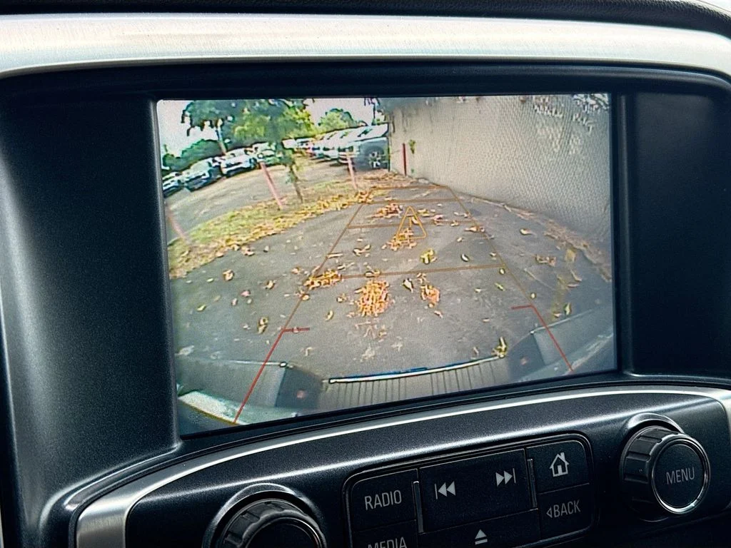 Used 2018 Black GMC SLE image 14